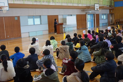 １