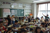 １