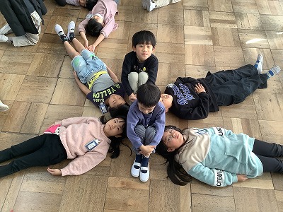 何曜日？