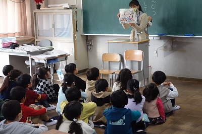 読み聞かせ