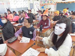 6年生 英語ハロウィンパーティー あま市立甚目寺小学校